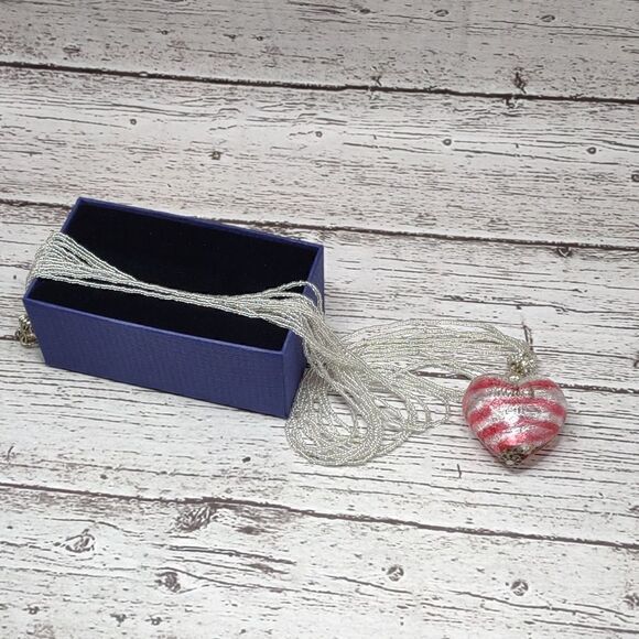 Puff Heart Necklace with Seed Beaded Chain.  B1 - Picture 7 of 8